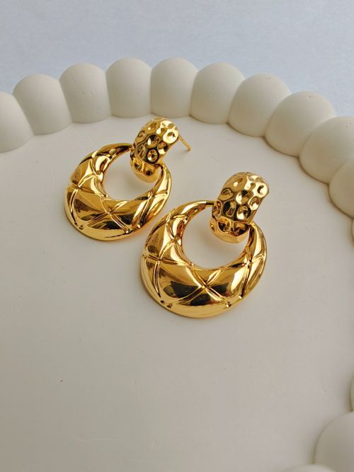 AuriTwist Gold Earrings
