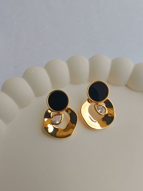 AuriTwist Gold Earrings