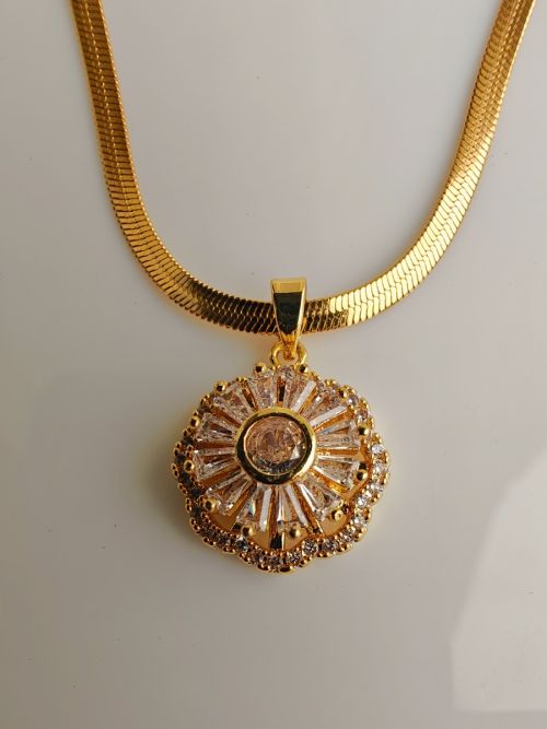 AuriTwist Gold Necklace