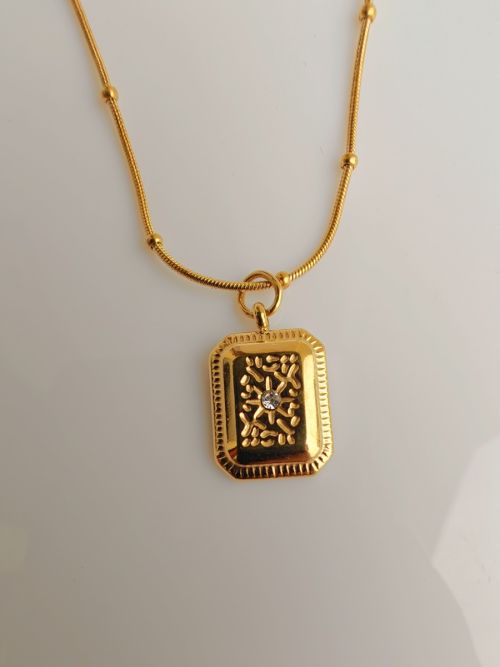 AuriTwist Gold Necklace