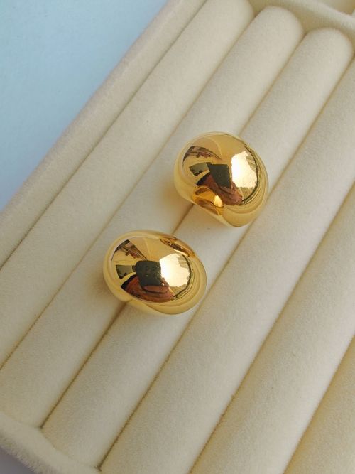 AuriTwist Gold Earrings