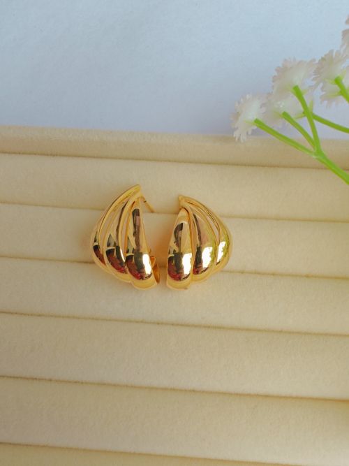 AuriTwist Gold Earrings