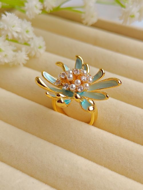 Enamel Bow Gold Ring