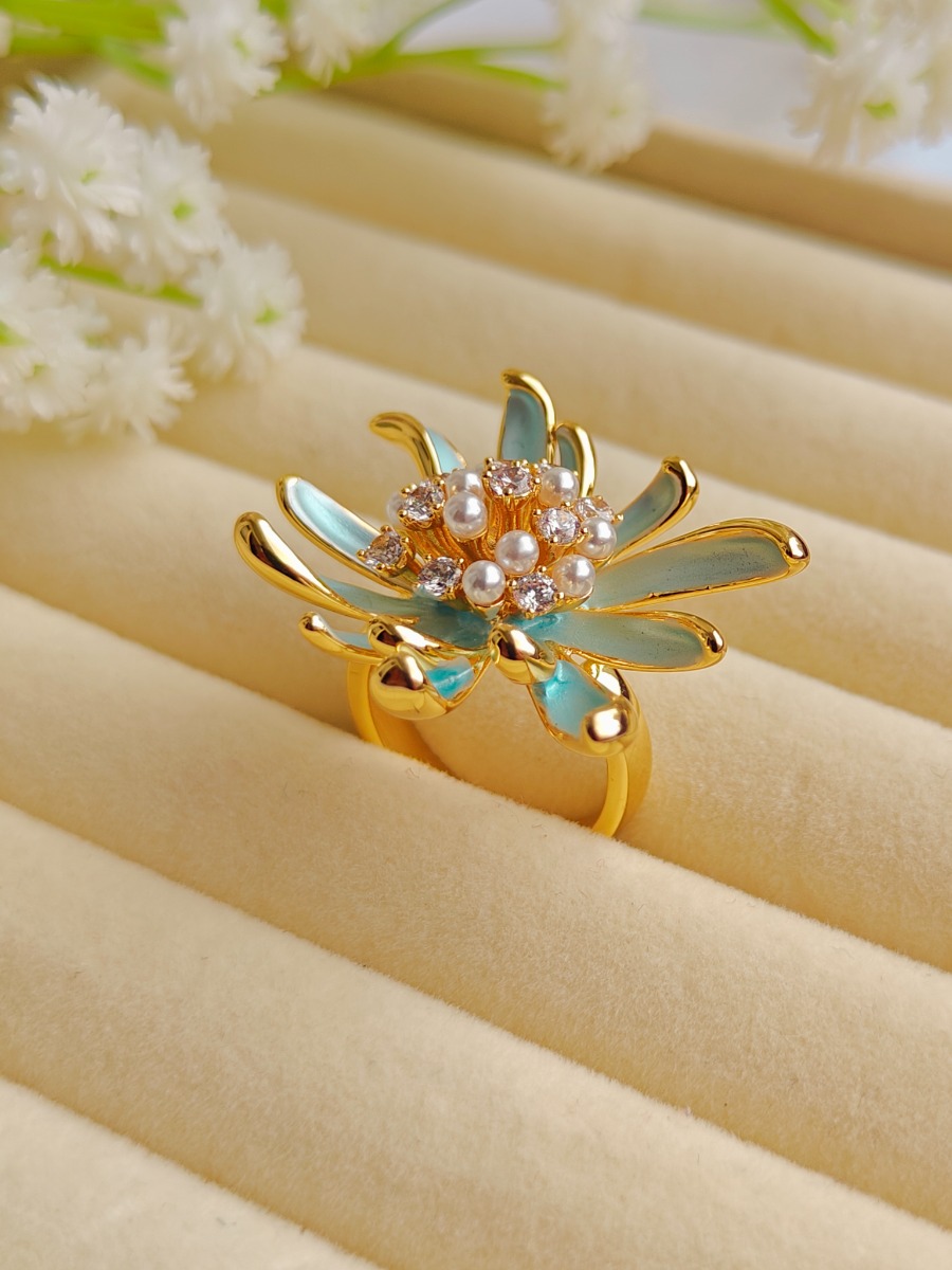 Enamel Bow Gold Ring